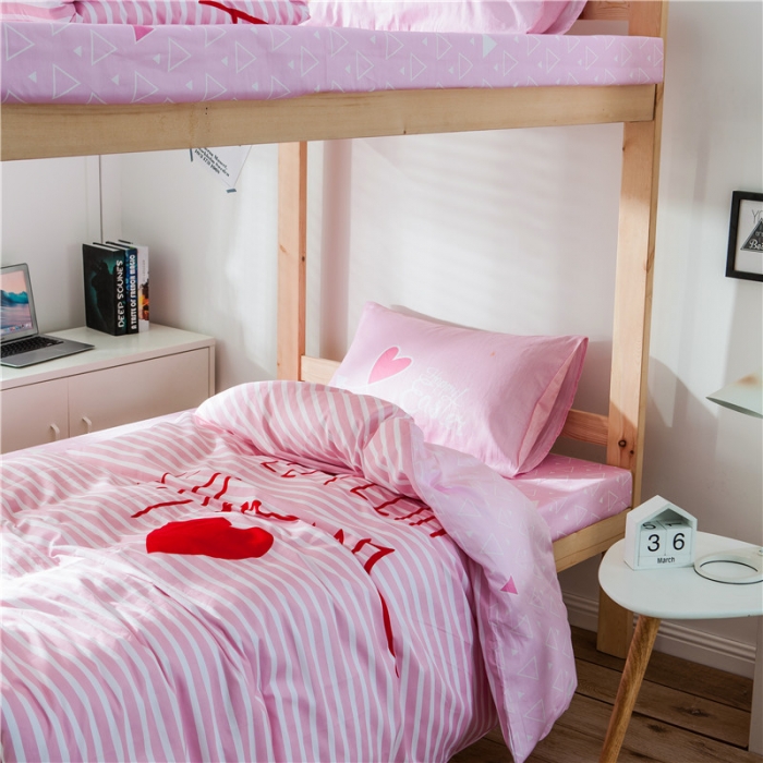 91家纺网 家纺一手货源 找家纺 涵宸家纺 全棉平网大版三件套系列 比心