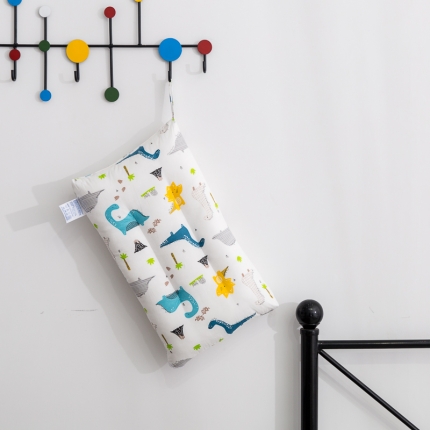 91家纺网 家纺一手货源 找家纺 （总）十九色家纺 2022热卖ins风儿童枕芯30*50cm