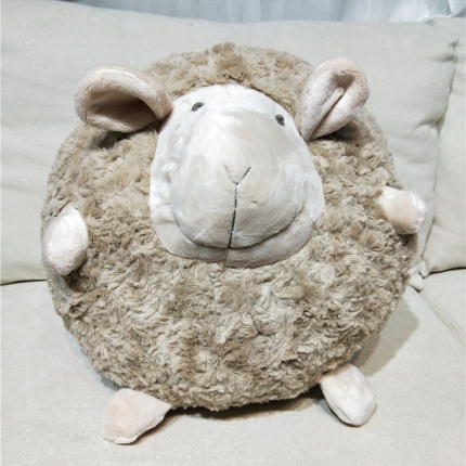 91家纺网 家纺一手货源 找家纺 （总）希诺家居 2018新款网红创意绵羊公仔抱枕韩国原单同款