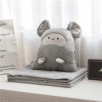 91家纺网 家纺一手货源 找家纺 希诺家居 卡卡鼠抱枕毯暖手捂三合一 灰色