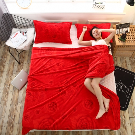 91家纺网 家纺一手货源 找家纺 爱她美家纺 250g云貂绒毛毯 大红玫瑰