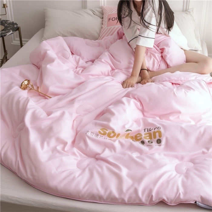 91家纺网 家纺一手货源 找家纺 大豆纤维加厚保暖冬被四季被春秋被子母被被子被芯  粉色