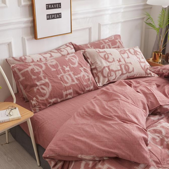 91家纺网 家纺一手货源 找家纺 久典家纺 2018新款60S色织水洗大提花四件套艾玛-豆沙色