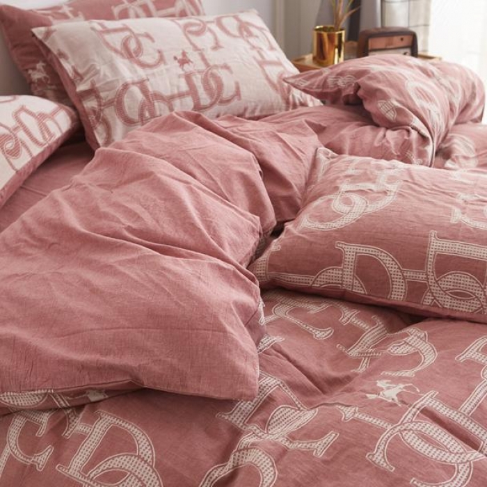 91家纺网 家纺一手货源 找家纺 久典家纺 2018新款60S色织水洗大提花四件套艾玛-豆沙色