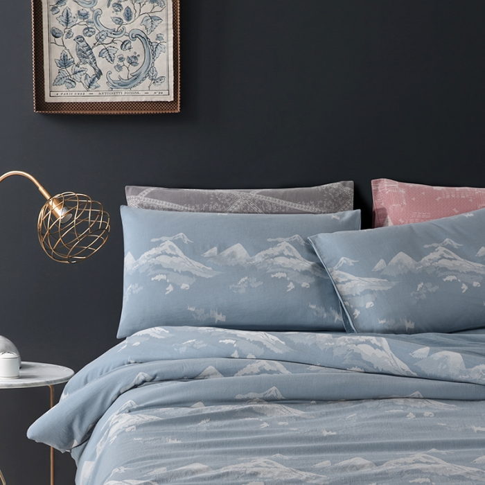 91家纺网 家纺一手货源 找家纺 久典家纺 2018新款60S色织水洗大提花四件套山水如画-兰