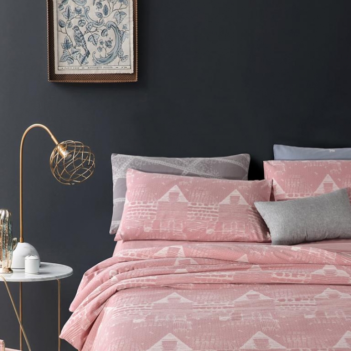 91家纺网 家纺一手货源 找家纺 久典家纺 2018新款60S色织水洗大提花四件套香榭丽舍-红