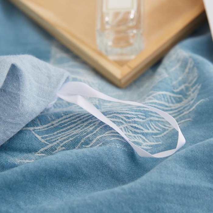 91家纺网 家纺一手货源 找家纺 久典家纺 2018新款60S色织水洗大提花四件套 远航-蓝色