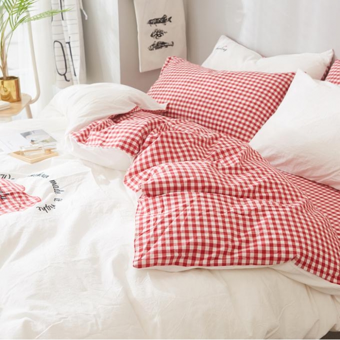 91家纺网 家纺一手货源 找家纺 久典家纺 2018新色织水洗棉绣花四件套潘多拉系列 粉格