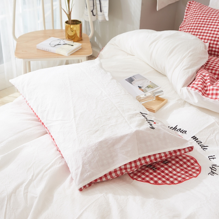 91家纺网 家纺一手货源 找家纺 久典家纺 2018新色织水洗棉绣花四件套潘多拉系列 粉格