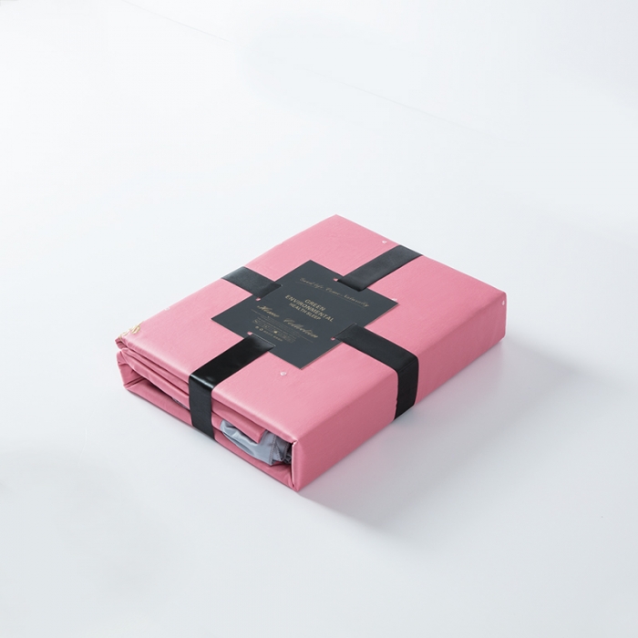 91家纺网 家纺一手货源 找家纺 久典家居 新品60S贡缎长绒棉火烈鸟绣花款四件套 遇见-玫红