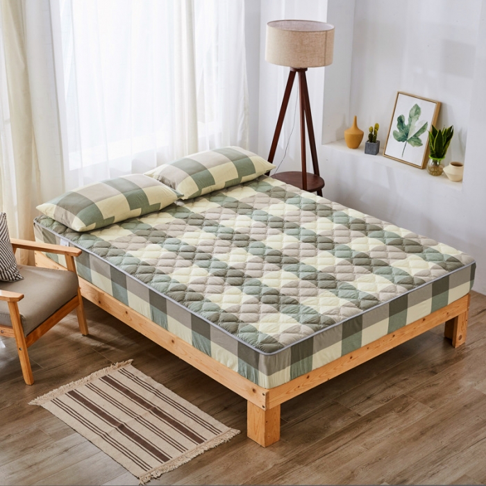 91家纺网 家纺一手货源 找家纺 久典家居 2019新款色织全棉水洗棉夹棉床笠 绿大格