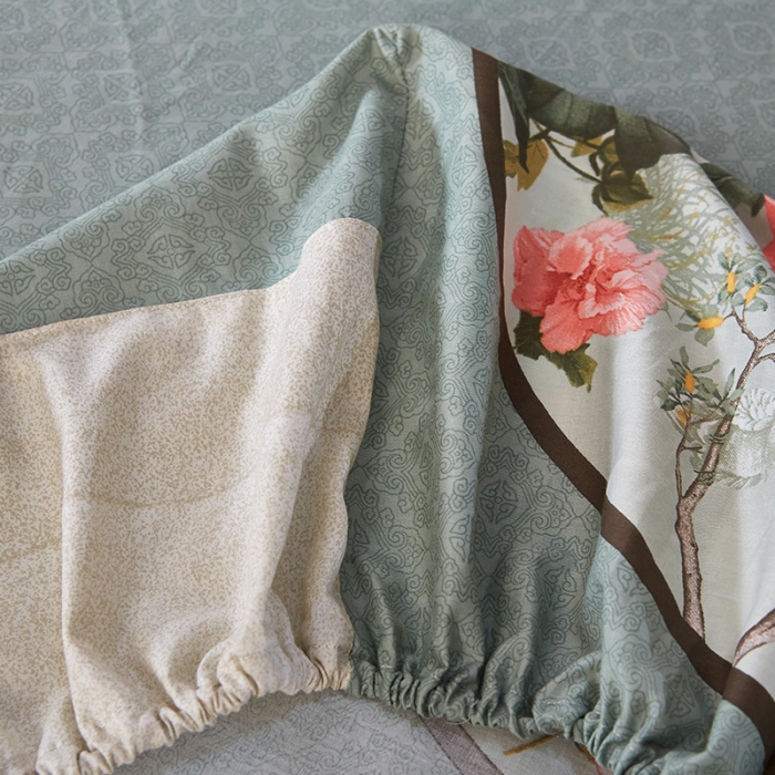 91家纺网 家纺一手货源 找家纺  雲归梦活性大版匹马棉-中国风花型镜里观花（兰）