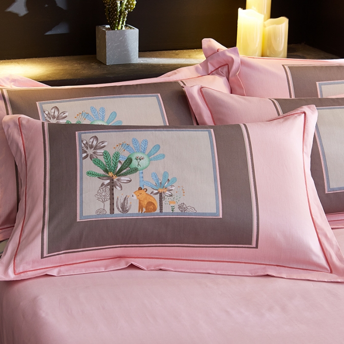 91家纺网 家纺一手货源 找家纺 雲归梦 2019全棉活性大版简约卡通风格四件套 森系萌宠