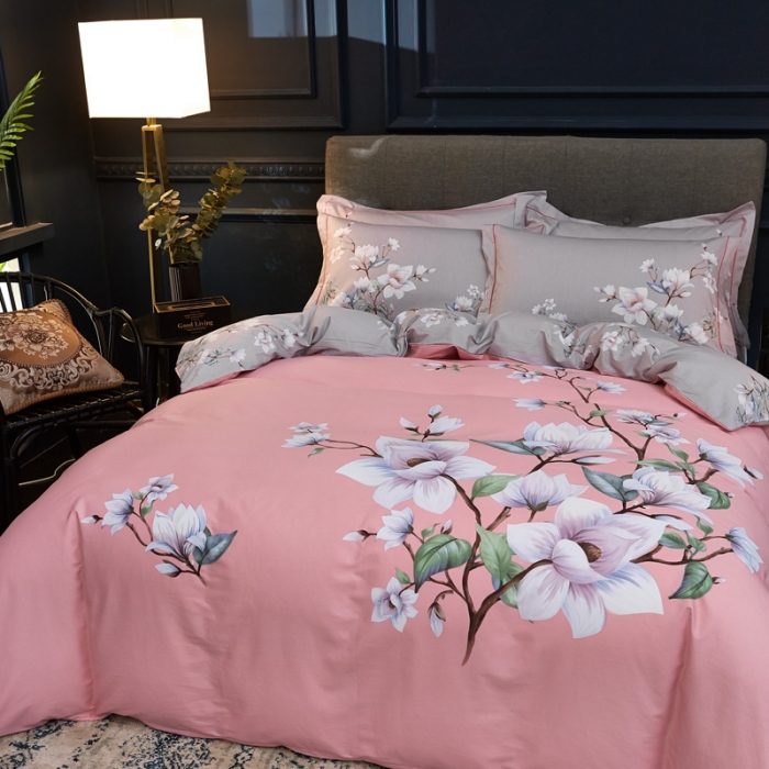 91家纺网 家纺一手货源 找家纺 雲归梦家纺2019新款13372全棉活性大版四件套 芳华-粉