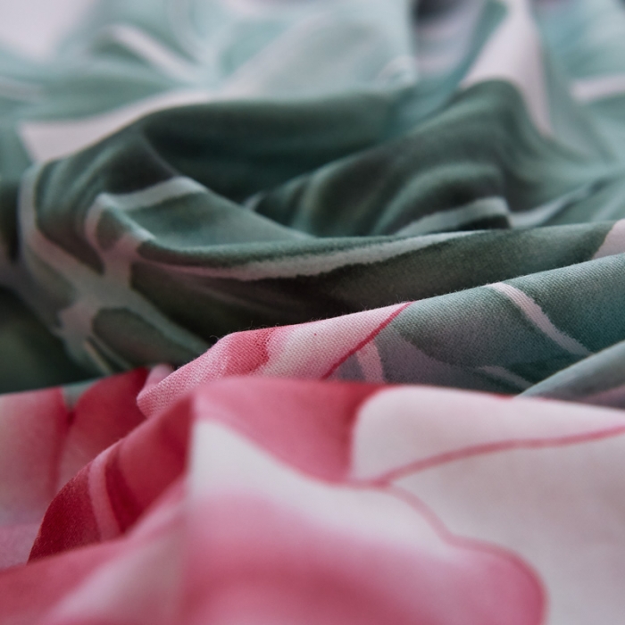 91家纺网 家纺一手货源 找家纺 雲归梦家纺2019新款13372全棉活性大版四件套简静花香绿