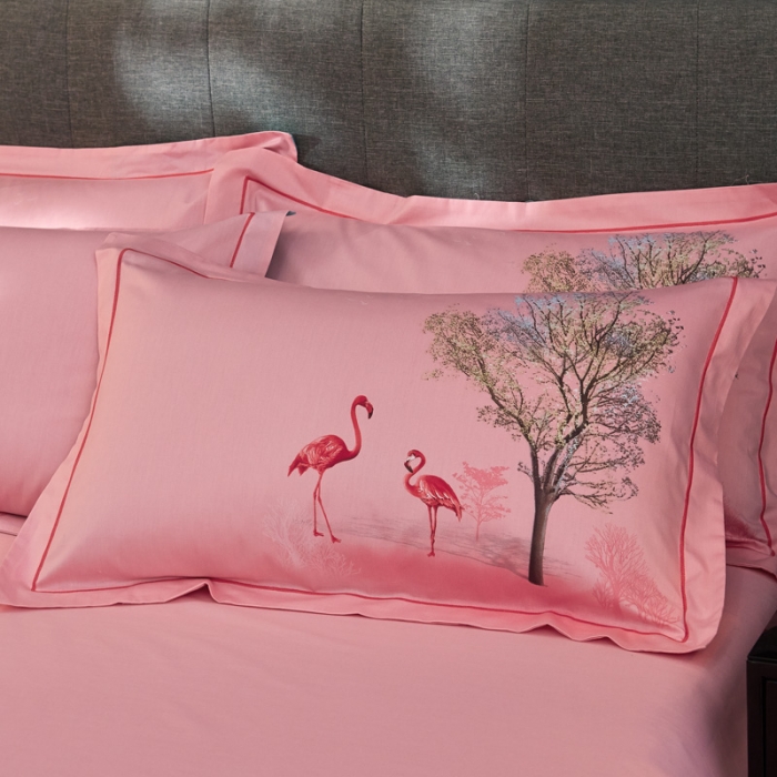 91家纺网 家纺一手货源 找家纺 雲归梦家纺2019新款13372全棉活性大版四件套罗拉之翼兰