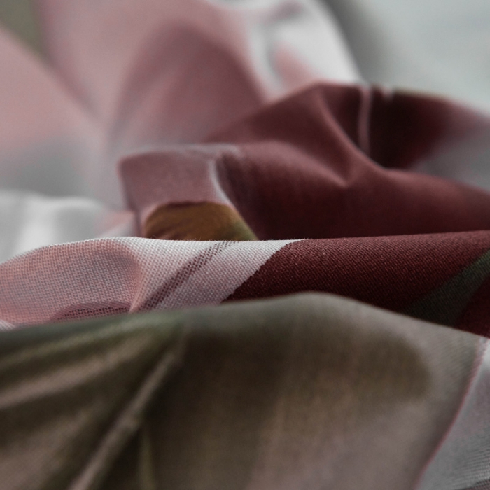 91家纺网 家纺一手货源 找家纺 雲归梦家纺2019新款13372全棉活性大版四件套 幽兰水绿