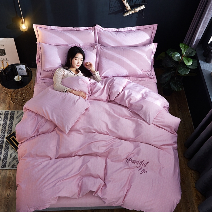 91家纺网 家纺一手货源 找家纺 雲归梦 北欧简约全棉绣花四件套 圣托里尼-粉紫