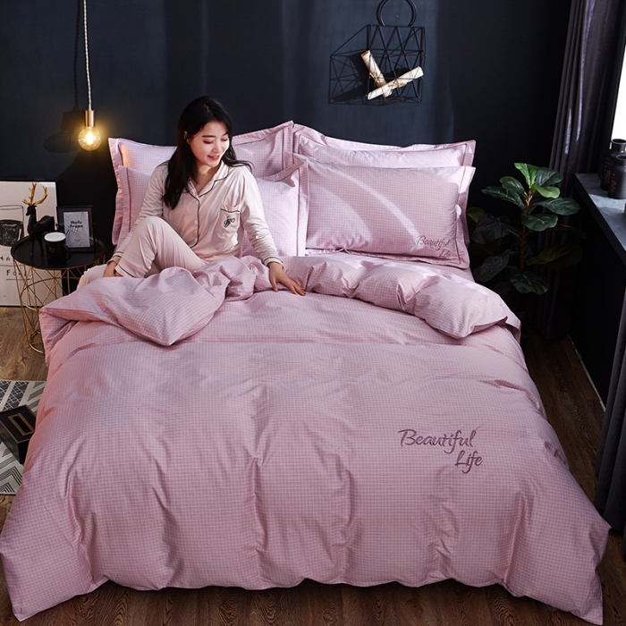 91家纺网 家纺一手货源 找家纺 雲归梦 北欧简约全棉绣花四件套 圣托里尼-格粉