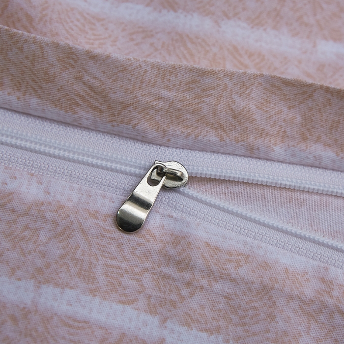 91家纺网 家纺一手货源 找家纺 雲归梦 北欧简约全棉绣花四件套 圣托里尼-橘咖