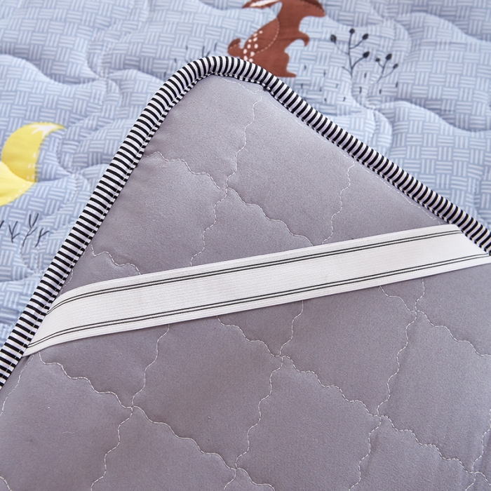 91家纺网 家纺一手货源 找家纺 (总）寐珂家纺 新款6cm厚水洗棉床垫