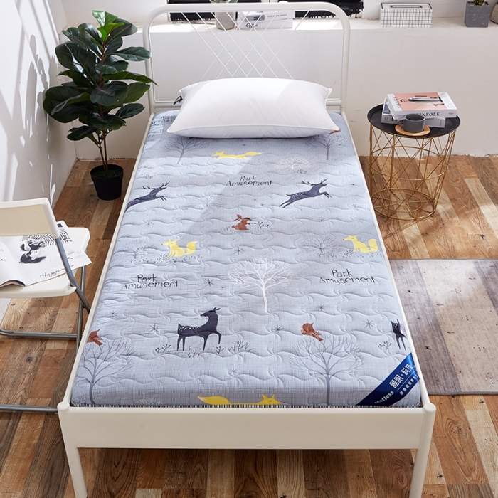 91家纺网 家纺一手货源 找家纺 (总）寐珂家纺 新款6cm厚水洗棉床垫