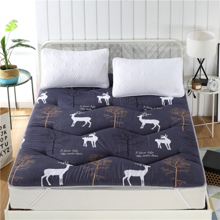 91家纺网 家纺一手货源 找家纺 爱喔家纺 2018新款加厚磨毛床垫 麋鹿