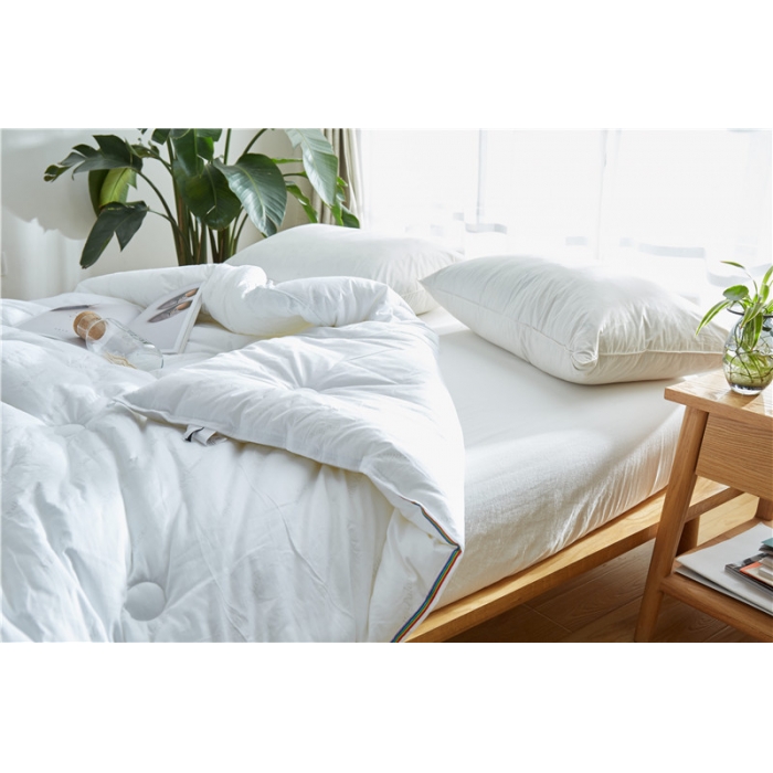 91家纺网 家纺一手货源 找家纺 918家纺 13372全棉珠光印花春秋被彩虹被 白色