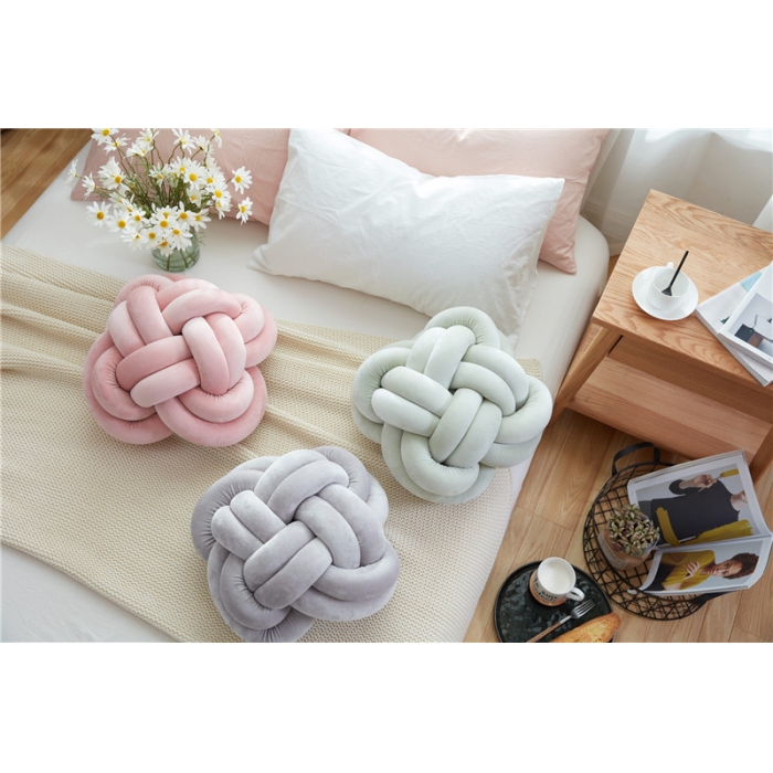 91家纺网 家纺一手货源 找家纺 （总）918家纺 水晶绒手工打结抱枕