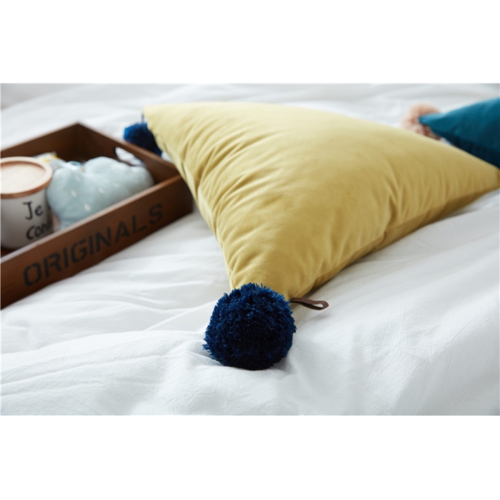 91家纺网 家纺一手货源 找家纺 （总）918家纺 三角抱枕