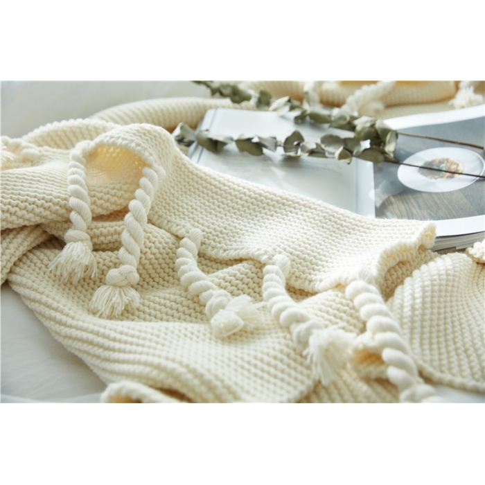 91家纺网 家纺一手货源 找家纺 （总）918家纺 麻花流苏贴心毯