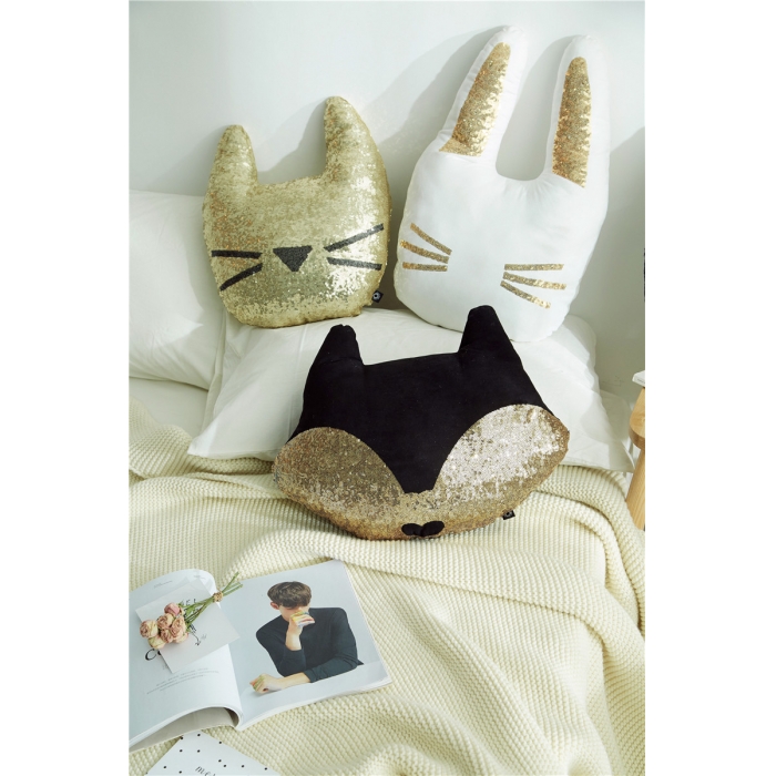 91家纺网 家纺一手货源 找家纺 （总）918家纺 bling bling亮片抱枕 不可拆卸