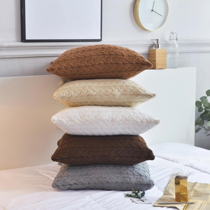 91家纺网 家纺一手货源 找家纺 （总）918家纺 双麻花针织抱枕