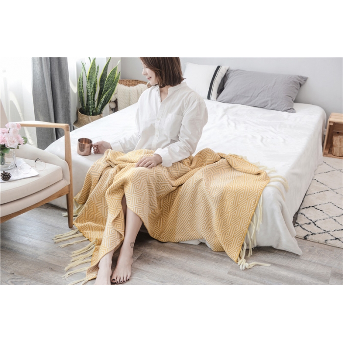 91家纺网 家纺一手货源 找家纺 （总）918家纺 迷宫回行格毯子