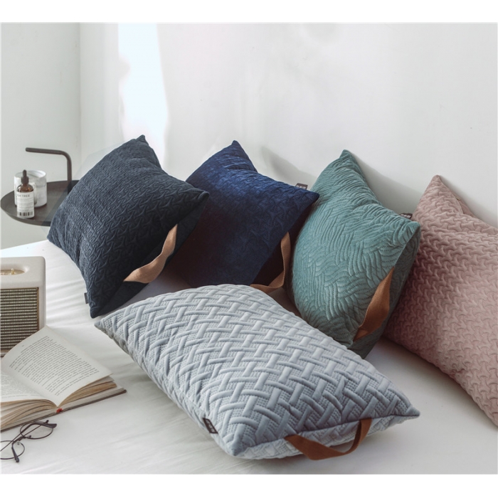 91家纺网 家纺一手货源 找家纺 （总）918家纺 2021新款立体压花抱枕