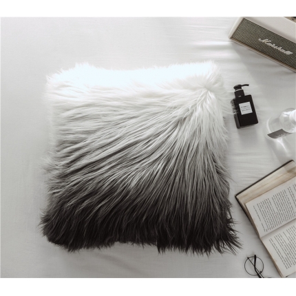 91家纺网 家纺一手货源 找家纺 （总）918家纺 2021新款渐变羊毛抱枕