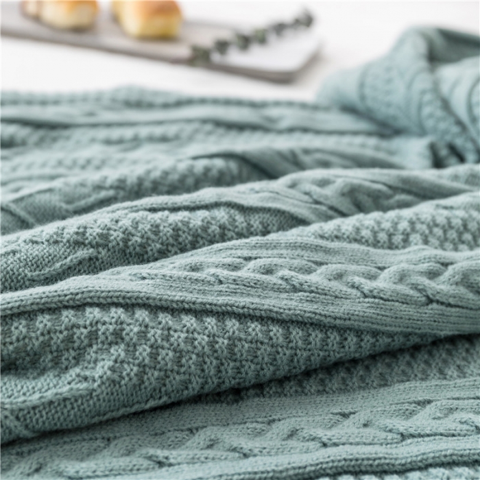 91家纺网 家纺一手货源 找家纺 918家纺 2021新款公主风加绒毯 复古绿