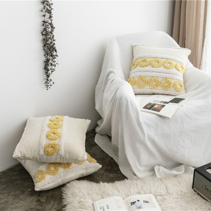 91家纺网 家纺一手货源 找家纺 918家纺 2021丹吉尔ins波西米亚风情簇绒抱枕丹吉尔A