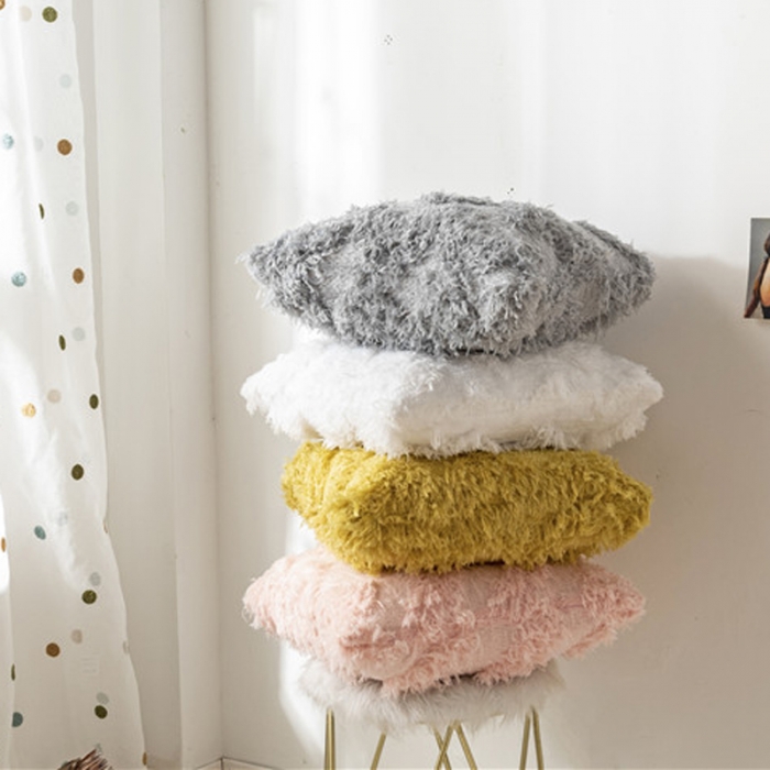 91家纺网 家纺一手货源 找家纺 918家纺 2021新款羽妃绒抱枕 樱粉