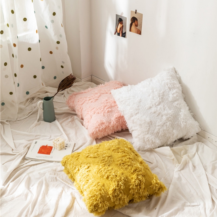 91家纺网 家纺一手货源 找家纺 918家纺 2021新款羽妃绒抱枕 月白