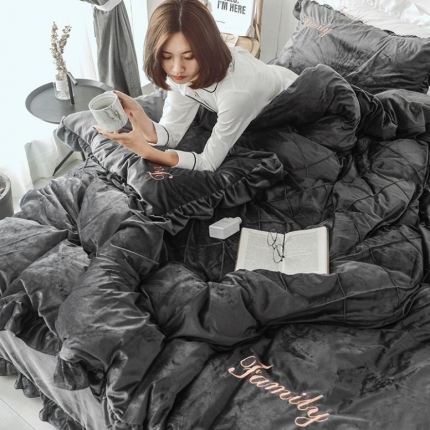 91家纺网 家纺一手货源 找家纺 （总）索飞特家纺 2020冬款水晶绒刺绣床笠款四件套