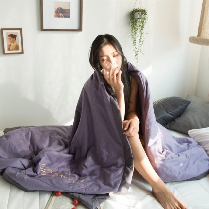 91家纺网 家纺一手货源 找家纺 （总）北纬27度 2020新款莫兰小姐系列全棉夏被 