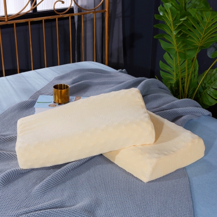 91家纺网 家纺一手货源 找家纺 萌番宝 2020新款PAPANALA天鹅绒乳胶枕