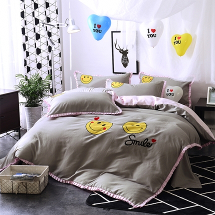 91家纺网 家纺一手货源 找家纺 （总）人人爱家纺 卡通绣花四件套 床单款