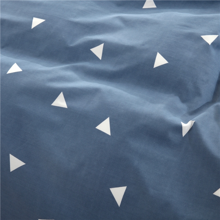 91家纺网 家纺一手货源 找家纺 赫然家纺 新款芦荟棉单品被套 思绪