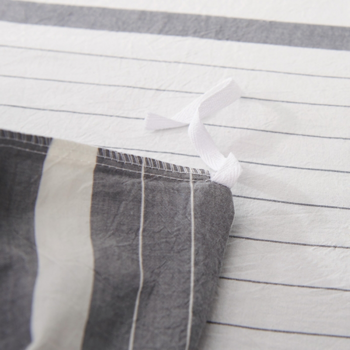 91家纺网 家纺一手货源 找家纺 柠萌家居新款全棉色织水洗棉无印良品四件套床单款宽双线-灰白条