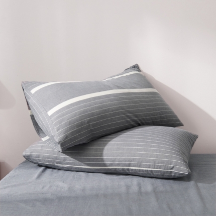 91家纺网 家纺一手货源 找家纺 柠萌家居 2019全棉水洗棉单枕套（48*74） 浅蓝小格