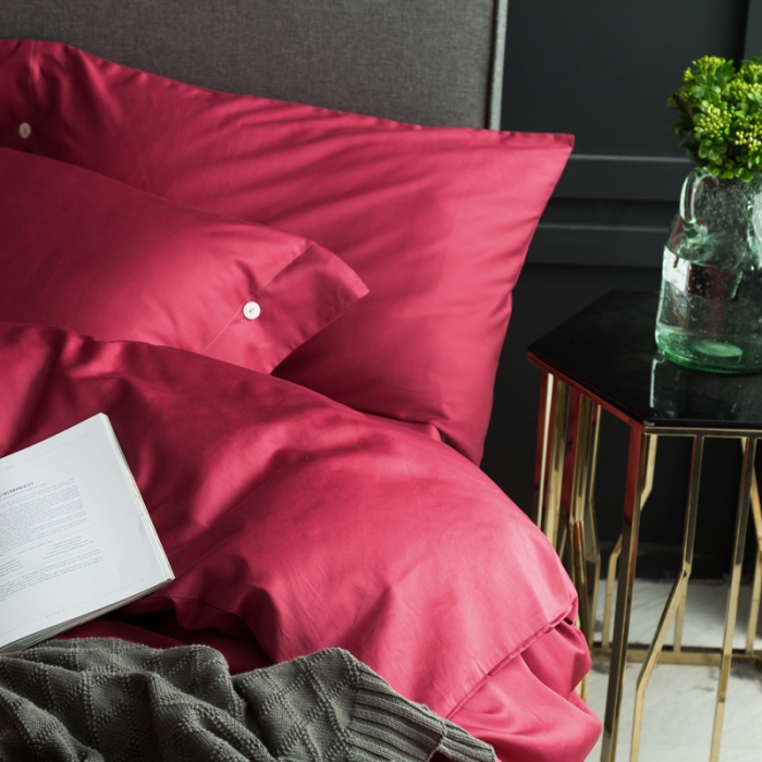 91家纺网 家纺一手货源 找家纺 涞澳家纺 长绒棉素色四件套 浪漫红