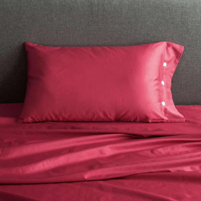 91家纺网 家纺一手货源 找家纺 涞澳家纺 长绒棉素色四件套 浪漫红