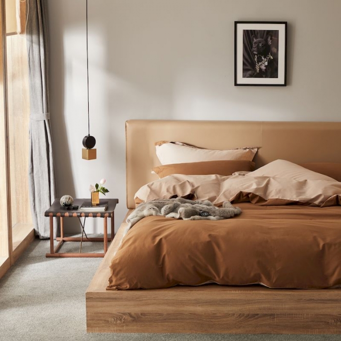 91家纺网 家纺一手货源 找家纺 涞澳家纺 2019新款50磨绒双拼四件套 金咖琥珀